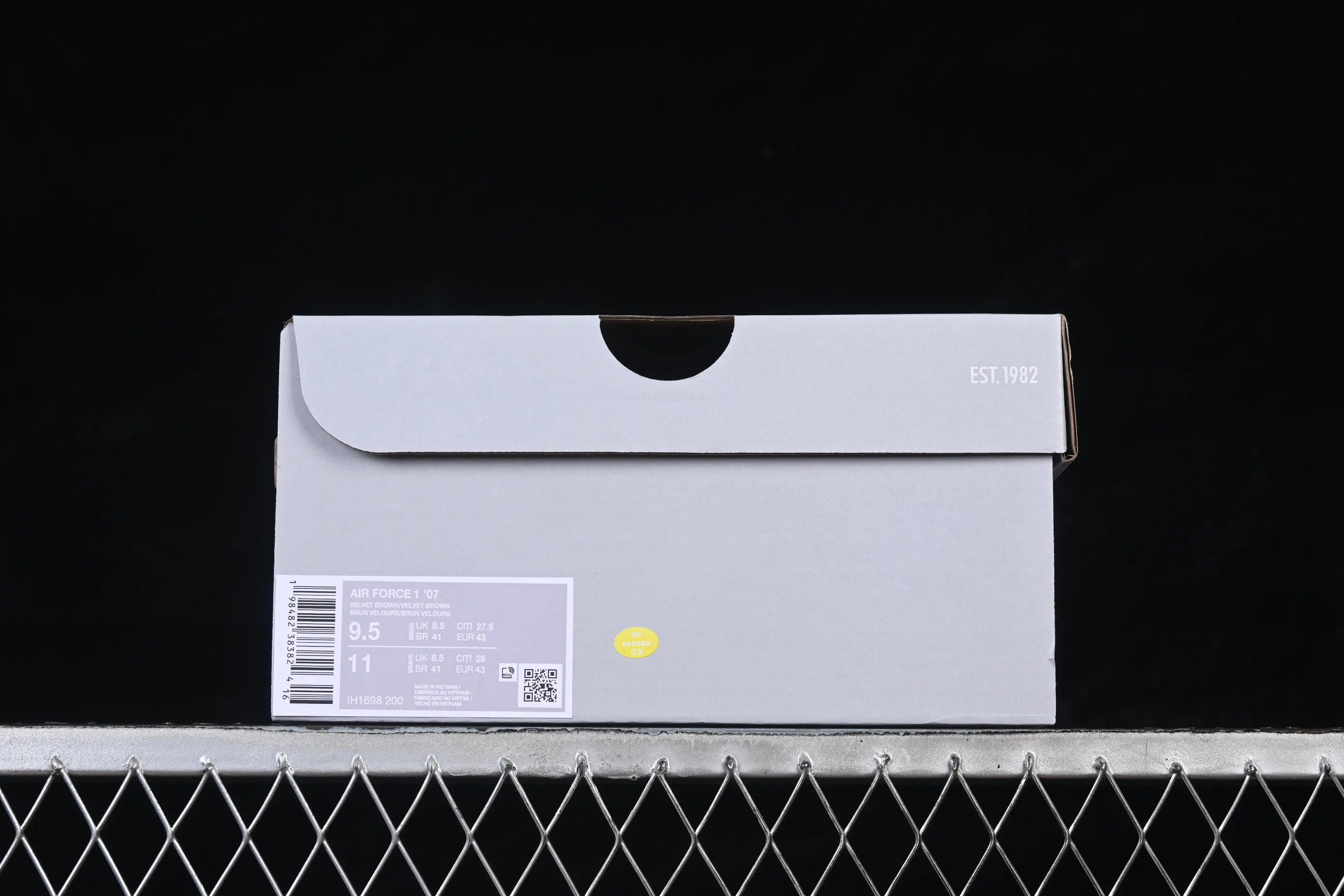 All categories Nk Air Force 1 Air Force series Nk Air Force 1 Low Air Force low-top Nike Air Force 1'07 Low Air Force 1 low-top casual sneakers IH1698-200